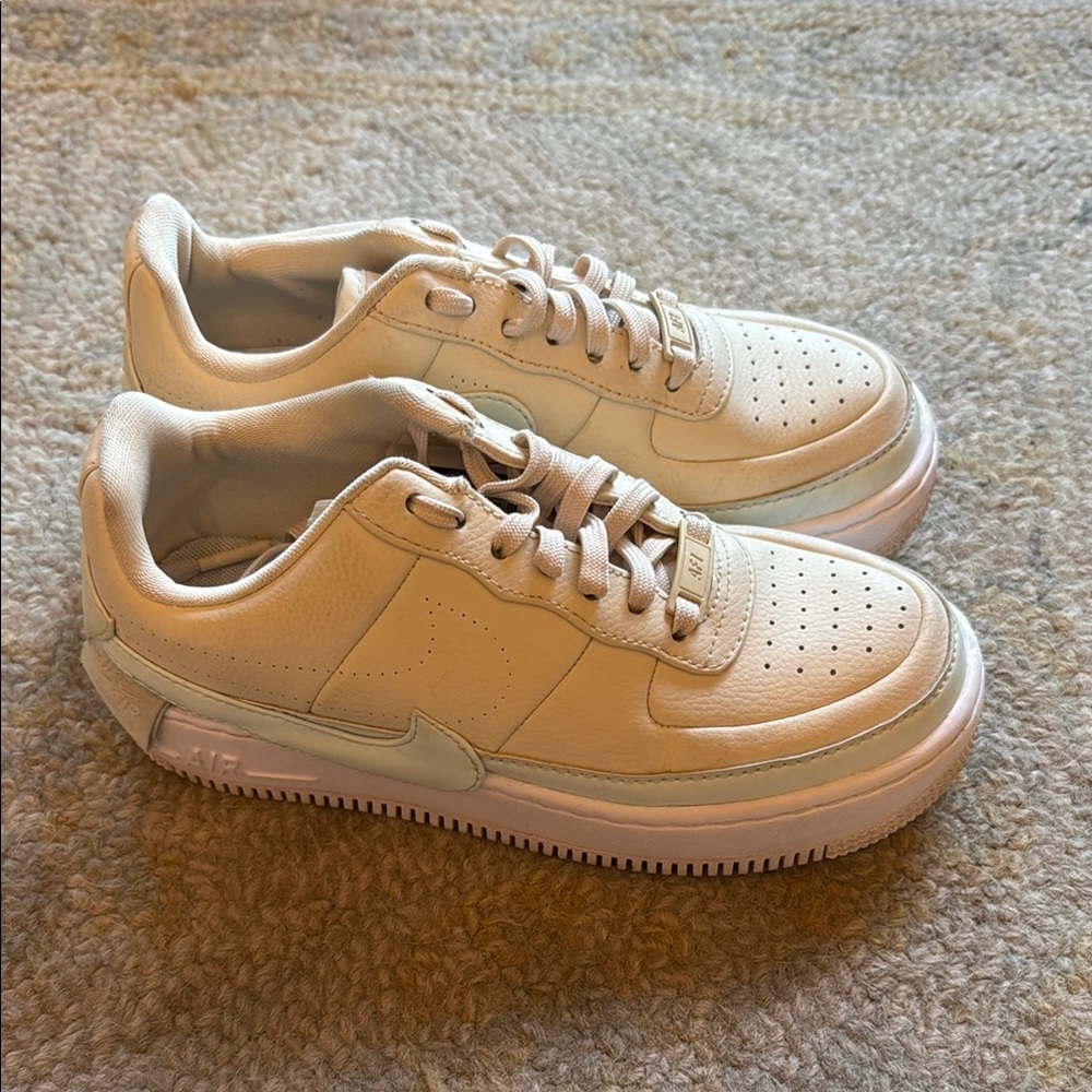 Nike Women's Cream Sneakers